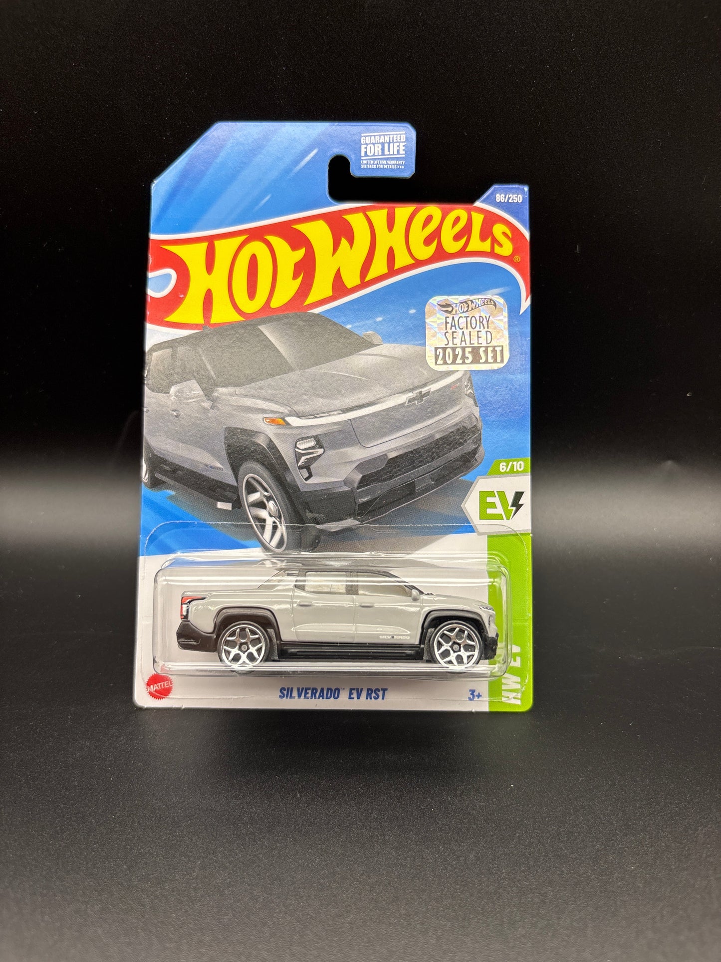SILVERADO EV RST