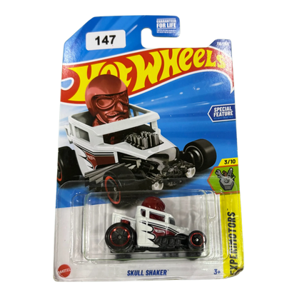 Skull Shaker