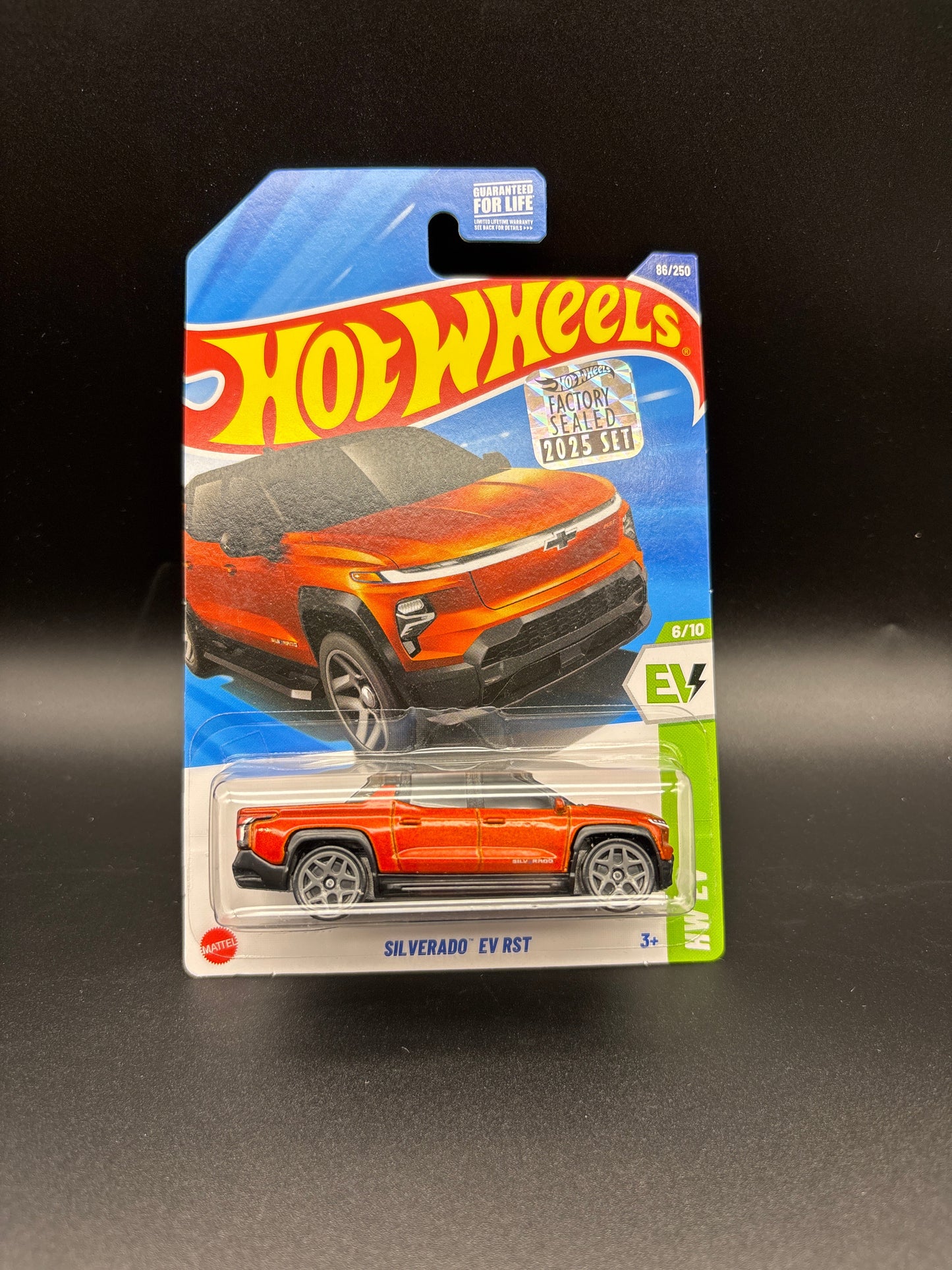 SILVERADO EV RST