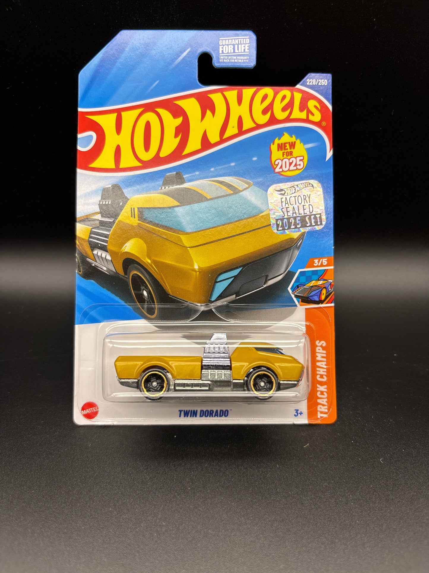 TWIN DORADO