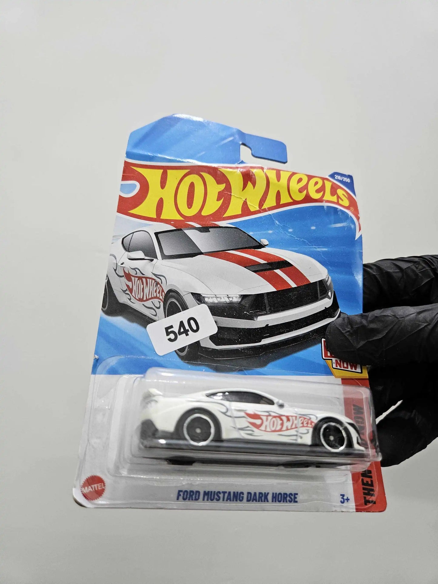 FORD MUSTANG DARK HORSE