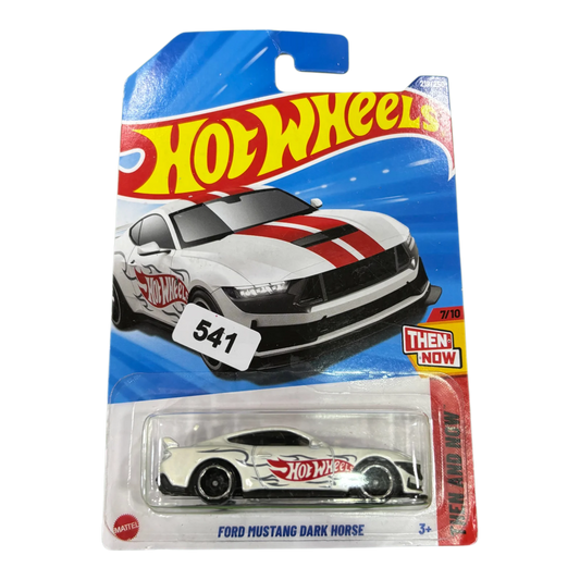 Ford Mustang Dark Horse
