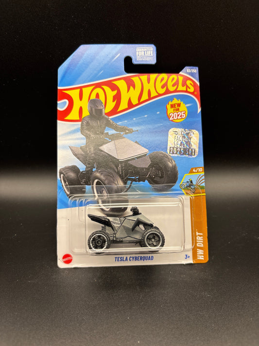 TESLA CYBERQUAD