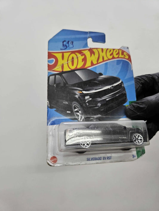 Silverado EV RST